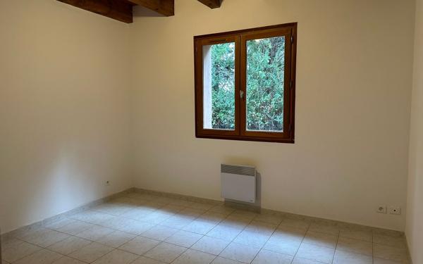 Maison à louer    5 pièces • 108,75 m2 Vacquières