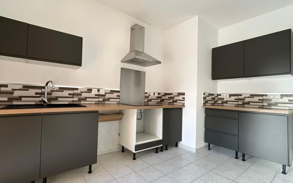 Maison à louer    5 pièces • 108,75 m2 Vacquières