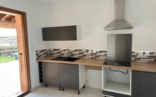 Maison à louer    5 pièces • 108,75 m2 Vacquières