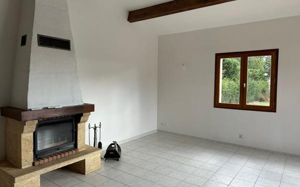 Maison à louer    5 pièces • 108,75 m2 Vacquières