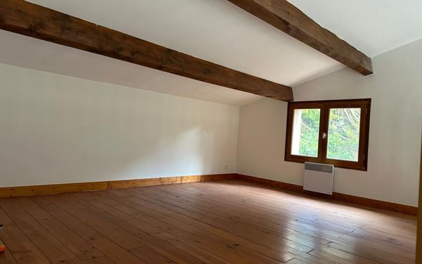 Maison à louer    5 pièces • 108,75 m2 Vacquières