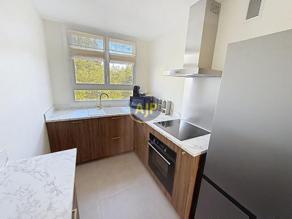 Appartement à louer Merignac : 4 pièces, 67m² avec 2 chambre(s) à 1 200€ - AJP Immobilier Mérignac