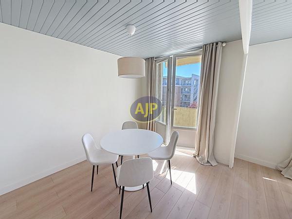 Appartement à louer Merignac : 4 pièces, 67m² avec 2 chambre(s) à 1 200€ - AJP Immobilier Mérignac