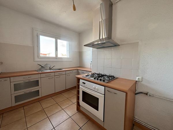 À louer à l'année - Appartement T3