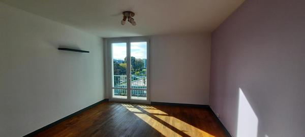 Appartement T3 à louer - 59 m² (réf : 537062)