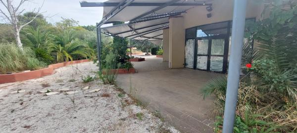 Alénya (66200) Local 600m² + matériel