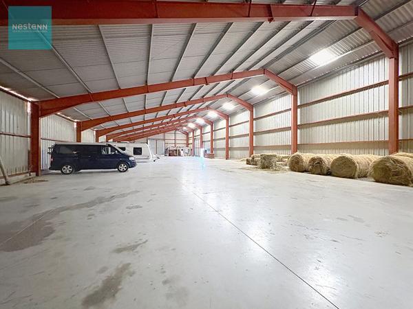 Entrepôt / local industriel  1230 m2