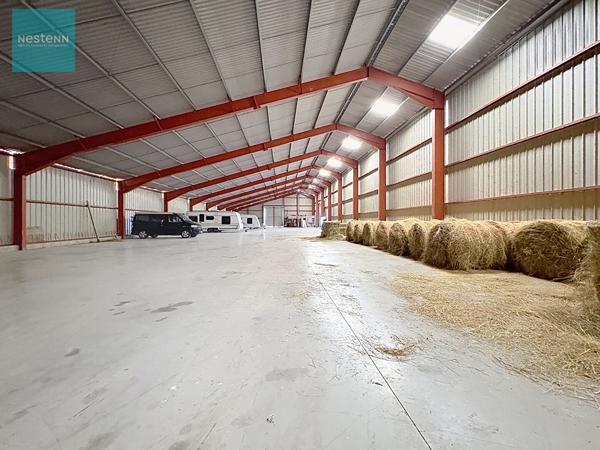 Entrepôt / local industriel  1230 m2