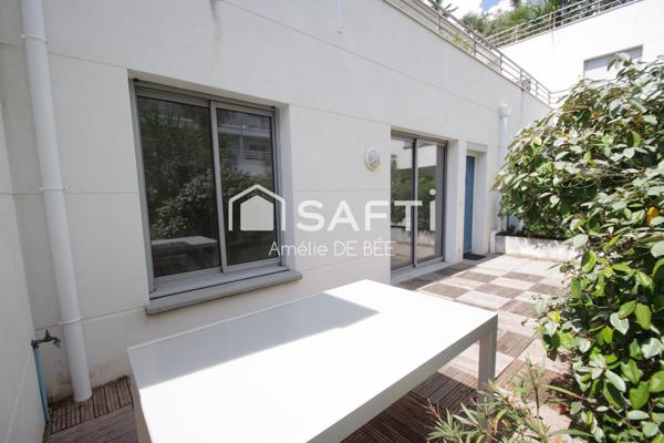 Appart type 2 avec terrasse proche centre ville