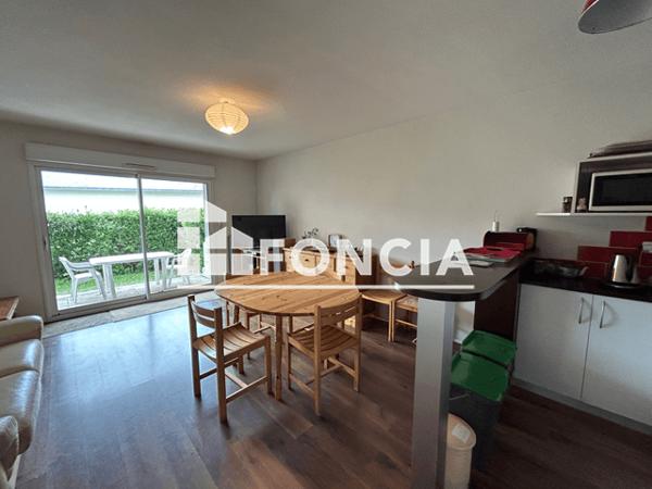 Location Appartement meublé 2 pièces 43.03 m² - ZAC DE KERFONTAINE Sene 56860