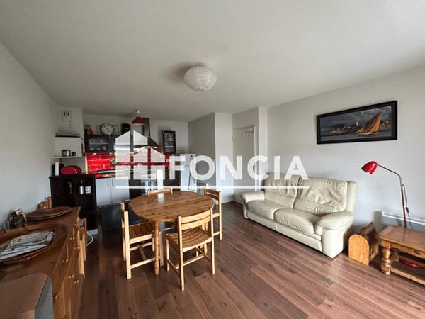 Location Appartement meublé 2 pièces 43.03 m² - ZAC DE KERFONTAINE Sene 56860