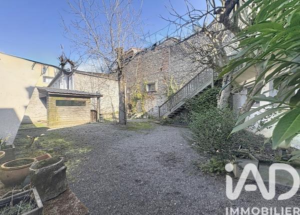 Maison à vendre 5 pièces 81,88 m² Pau