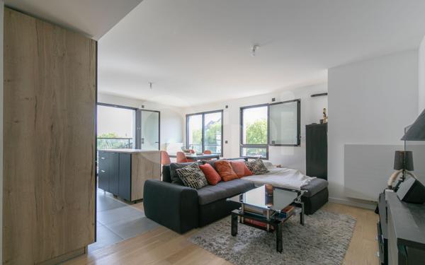 Appartement à vendre    4 pièces • 81,52 m2 Noisy-le-Grand