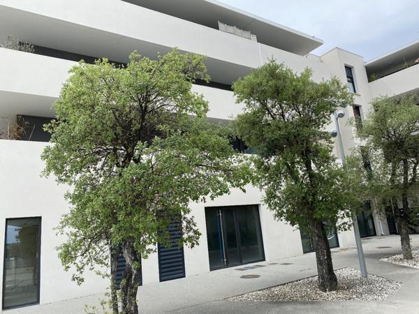 Local route de Canet au Mas Roca 125m2