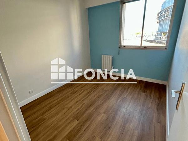 Location Appartement 3 pièces 74.1 m² - 70 AVENUE JACQUES COEUR Poitiers 86000