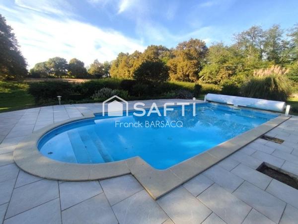 DEUX MAISONS EN CAMPAGNE   AVEC PARC ET PISCINE