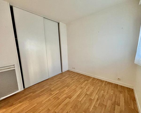 Appartement  T2 PLAGE ET COMMERCES A PIED - STATIONNEMENT - CAVE