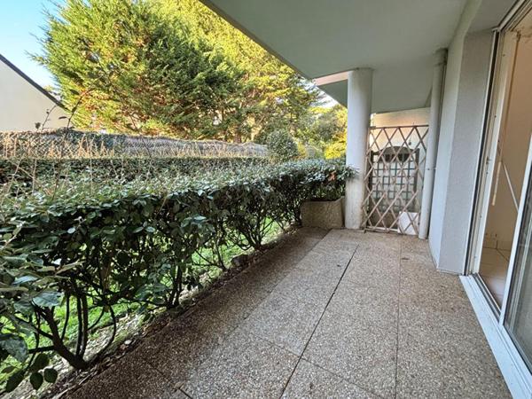 Appartement  T2 PLAGE ET COMMERCES A PIED - STATIONNEMENT - CAVE