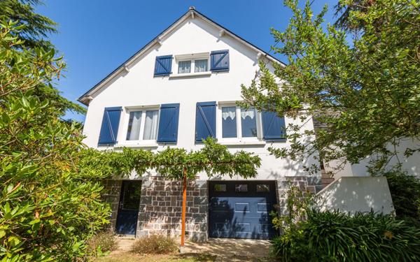 Maison à vendre    6 pièces •  Binic