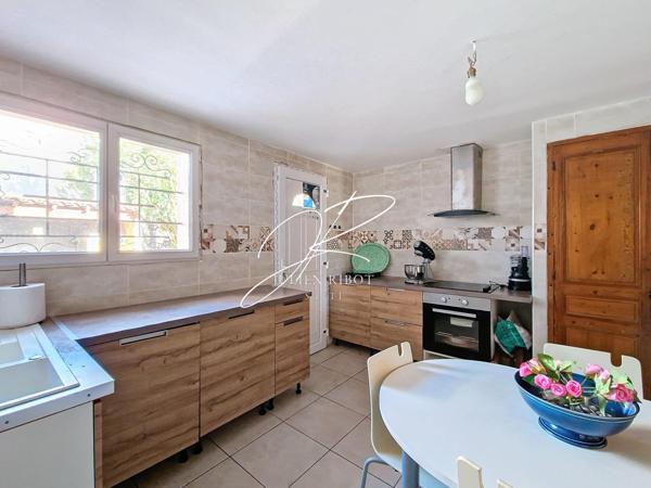 Maison T8 5 chambres 189 m² garage