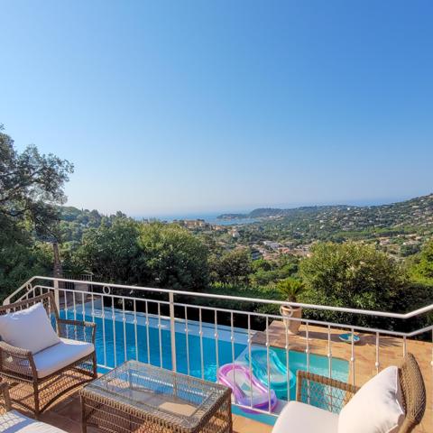 maison à vendre  5 pièces - 152 m2 CAVALAIRE SUR MER - 83