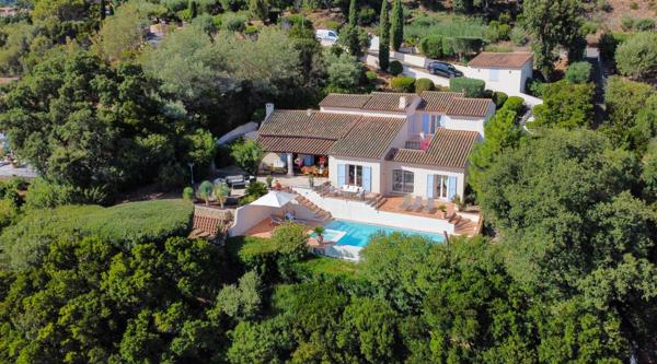 maison à vendre  5 pièces - 152 m2 CAVALAIRE SUR MER - 83