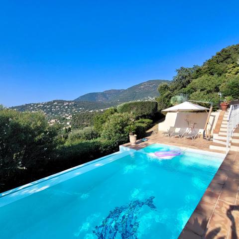 maison à vendre  5 pièces - 152 m2 CAVALAIRE SUR MER - 83