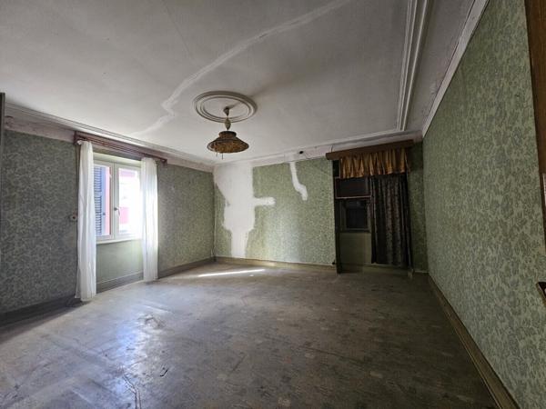 Wittelsheim maison + dépendance 205 000 €