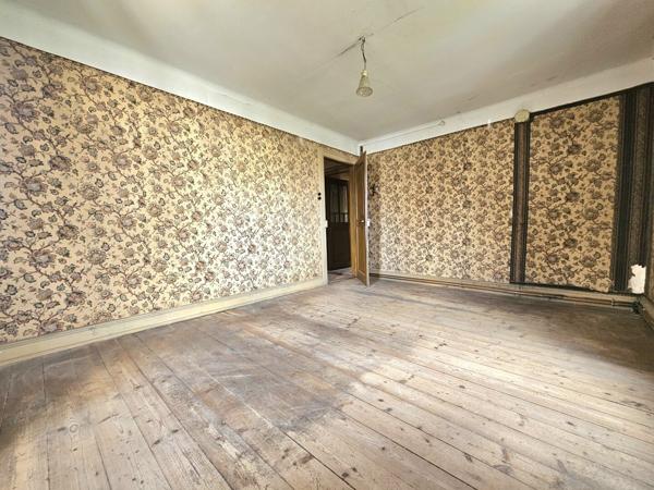Wittelsheim maison + dépendance 205 000 €