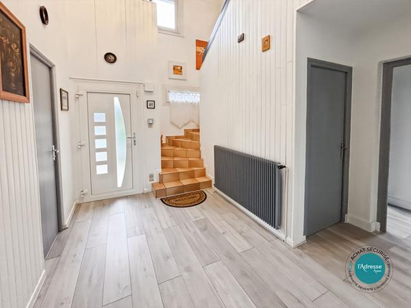 Maison Saintry Sur Seine 6 pièce(s) 155 m2