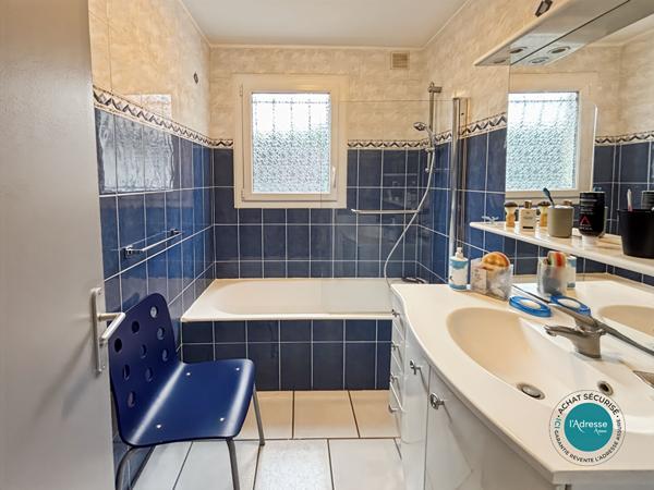 Maison Saintry Sur Seine 6 pièce(s) 155 m2