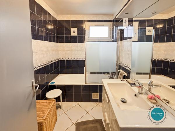 Maison Saintry Sur Seine 6 pièce(s) 155 m2