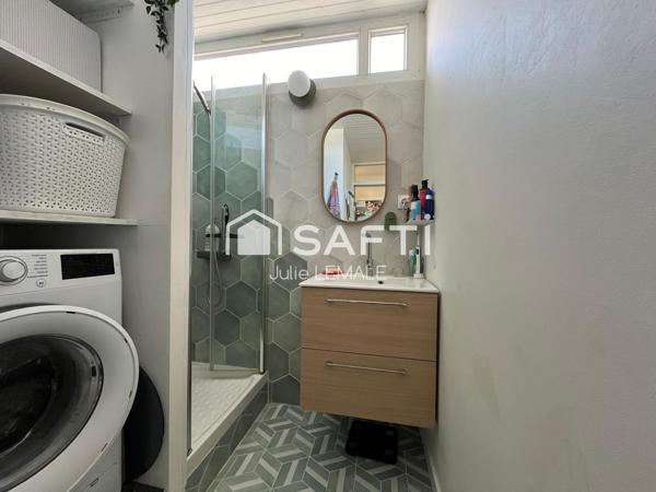 Au dernier étage , Appartement T3 lumineux  dans le secteur recherché de Talence Bagatelle.