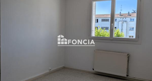 À vendre Appartement 4 pièces 67.99 m² - Tarbes 65000