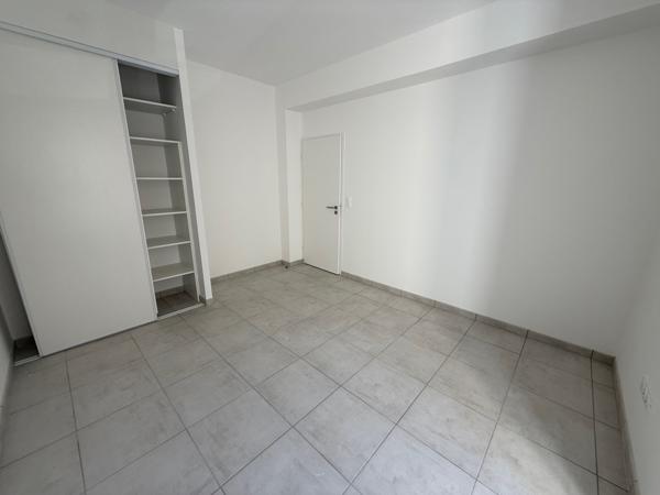 Location Appartement T3 - Trois Quartiers