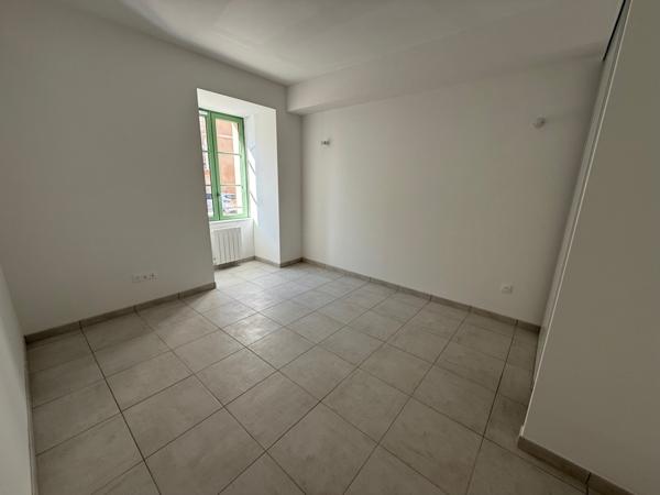 Location Appartement T3 - Trois Quartiers