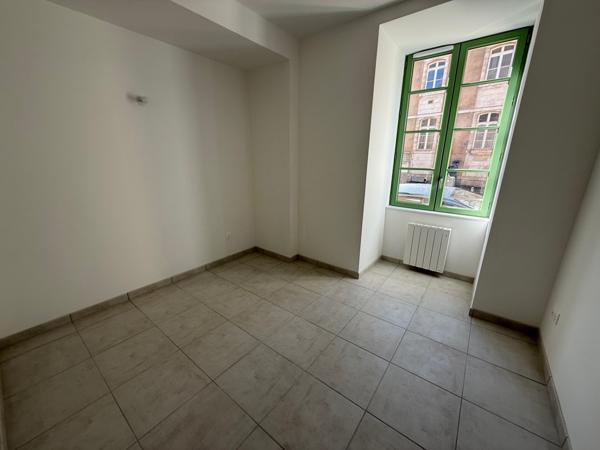Location Appartement T3 - Trois Quartiers