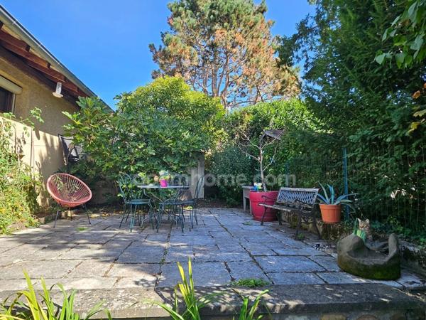 MONTANAY (69250) à vendre MAISON DE VILLE 130 m² – JARDIN – GARAGE – 3/4 CHAMBRES
