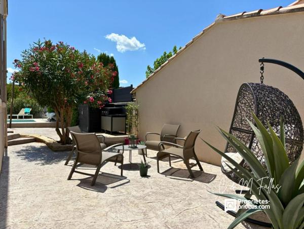 Maison familiale avec appartement indépendant , piscine  garage