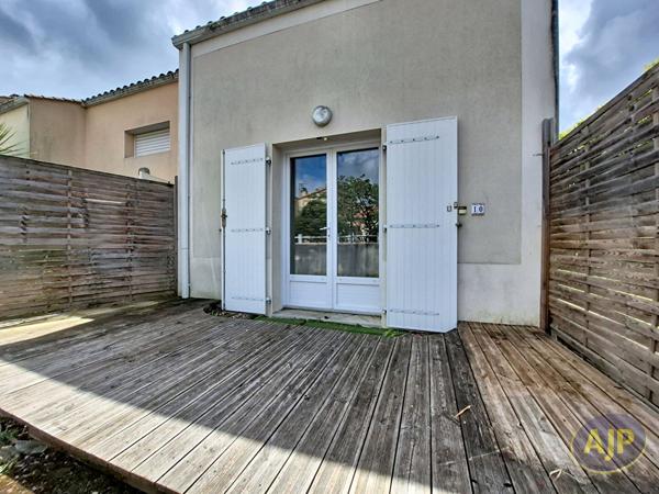 Vente maison La Roche Sur Yon : 102 000 € - AJP Immobilier La Roche-sur-Yon