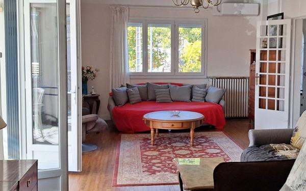 Maison à vendre    7 pièces •  Angoulême