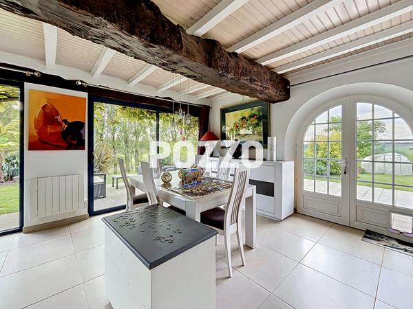 A VENDRE Authentique chaumière normande de 130 m² avec vue dégagée sur la campagne BUAIS LES MONTS