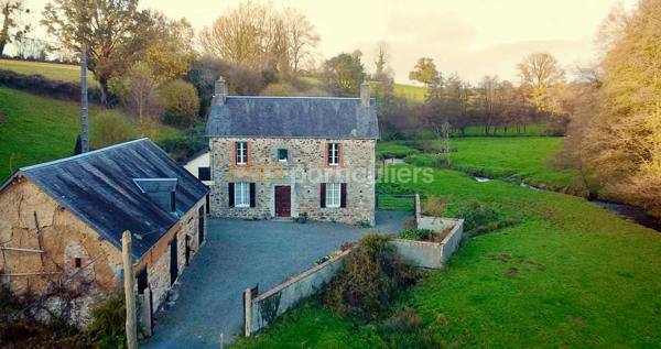 Vente Maison103 m² - 5 Pièces - SAINT SAUVEUR VILLAGES (50490)