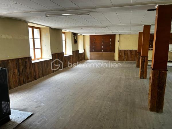 Local d'activités de 90 m²