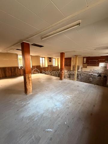 Local d'activités de 90 m²