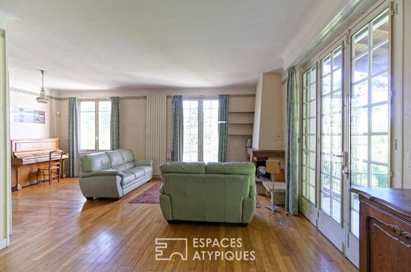 Villa contemporaine des années 60 à réinventer