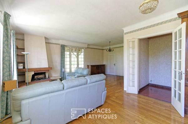 Villa contemporaine des années 60 à réinventer