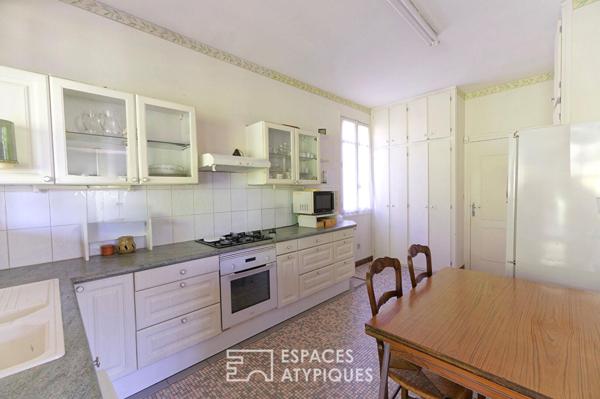 Villa contemporaine des années 60 à réinventer