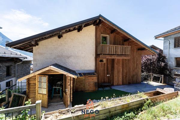 À Vendre - Maison de village 7 pièces - 130 m² - Tincave Bozel