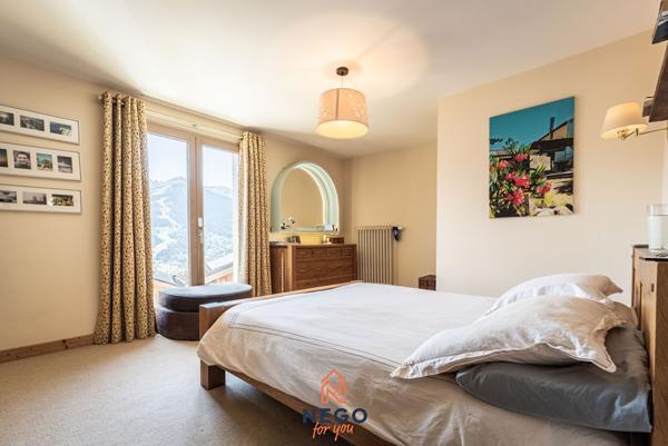 À Vendre - Maison de village 7 pièces - 130 m² - Tincave Bozel